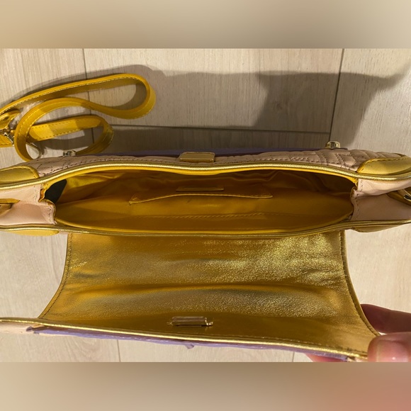 Fendi Vanity Mirror Clutch - Picture 7 of 7